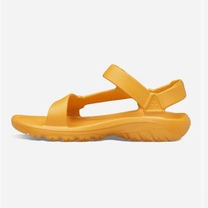 Teva Men’s 7/Women’s 9 EVA Sunflower Hurricane XLT2 yellow sandals